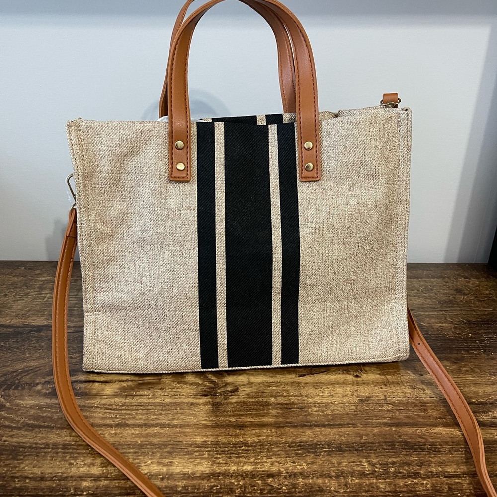 NWT Canvas Beach Crossbody Tote